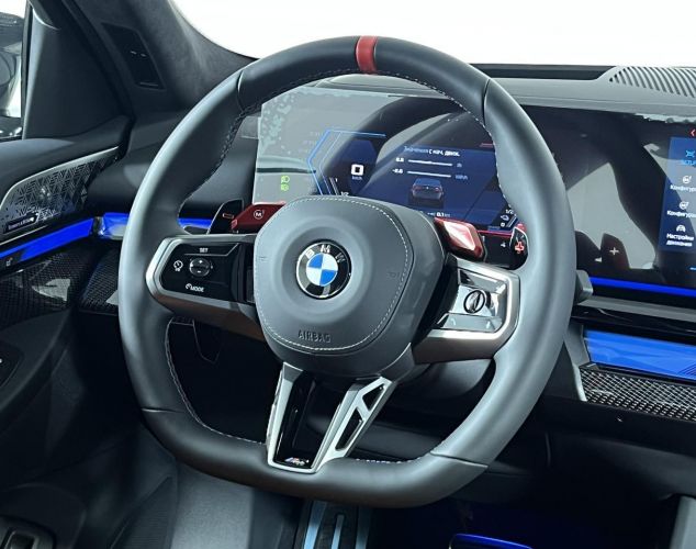 BMW M5  
