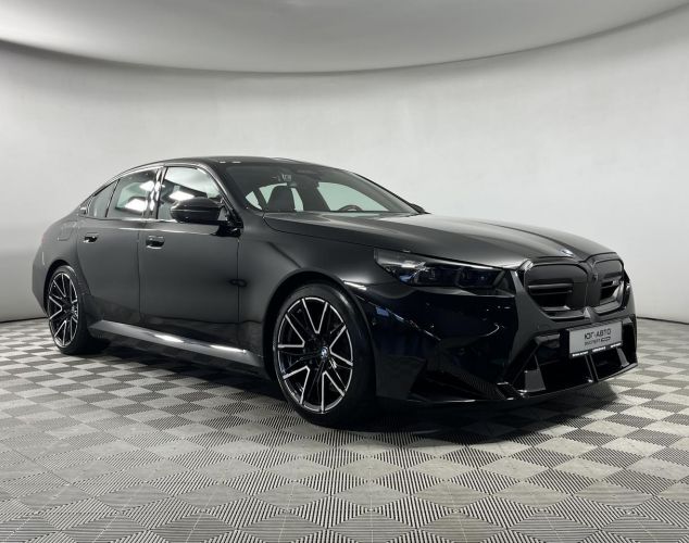 BMW M5  