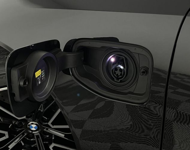 BMW M5  