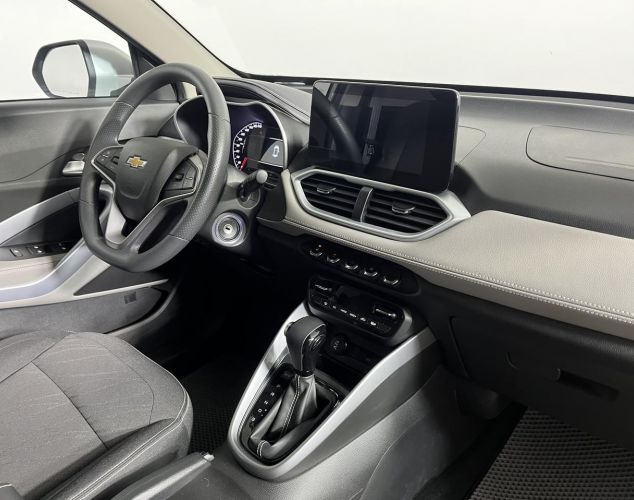 Chevrolet Groove  LT