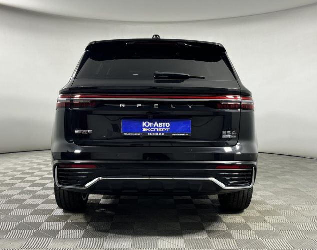 Geely Xingyue L  