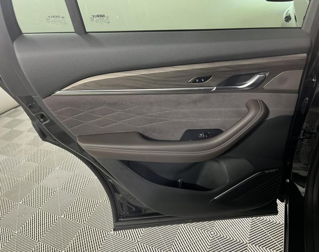 Geely Xingyue L  