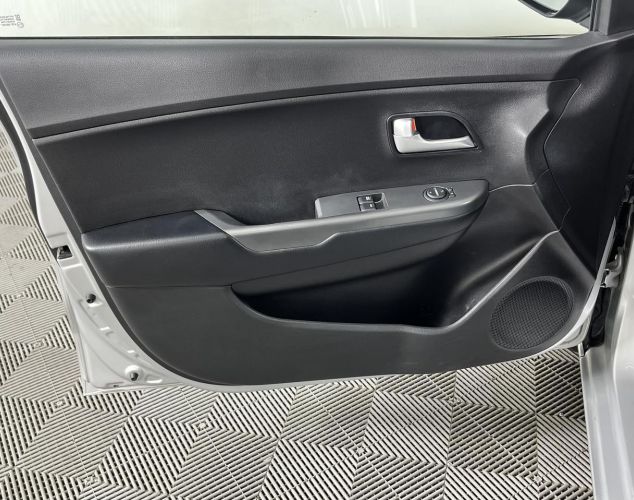 Kia Rio  Luxe