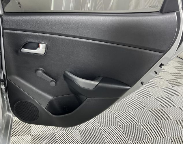 Kia Rio  Luxe