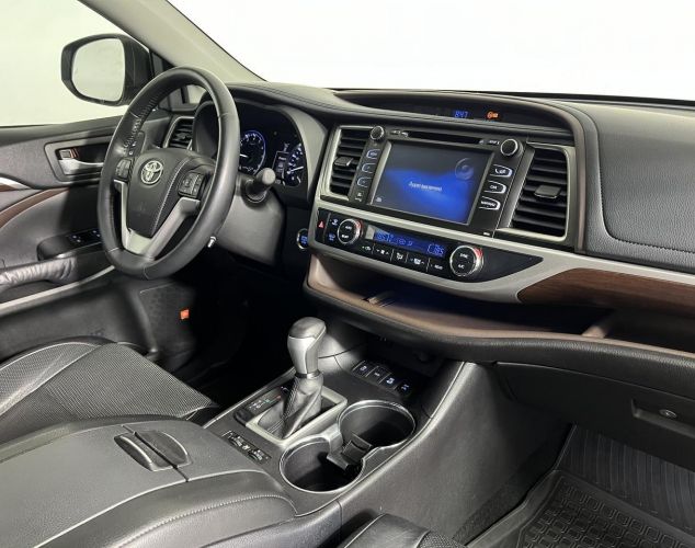 Toyota Highlander  Люкс