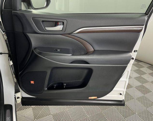 Toyota Highlander  Люкс