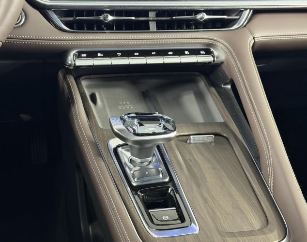 Geely Monjaro  