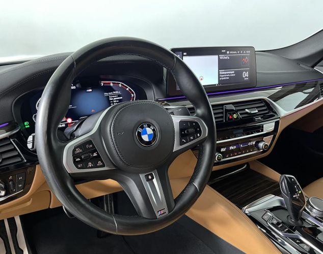 BMW 5 серия  