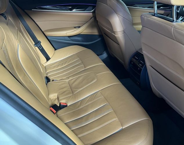 BMW 5 серия  