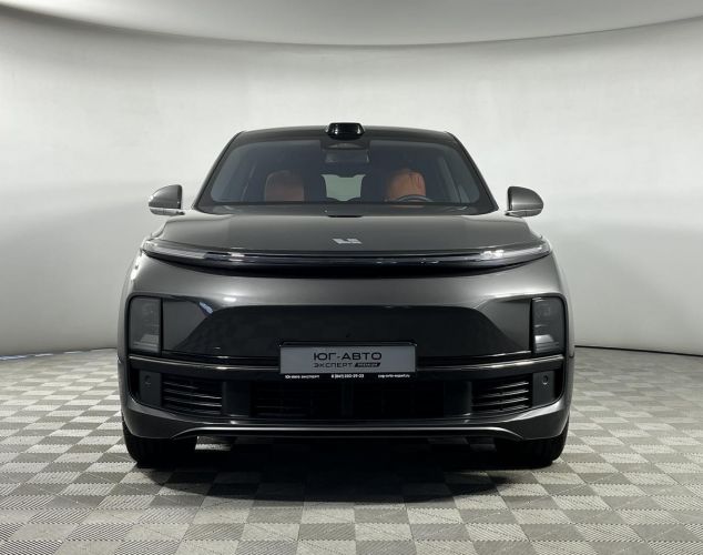 LiXiang (Li Auto) L9  Ultra