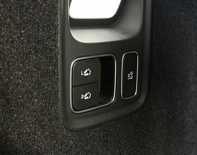 LiXiang (Li Auto) L9  Ultra