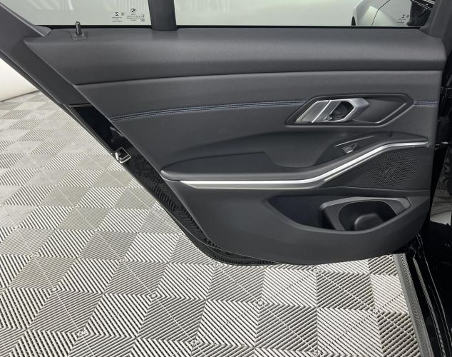 BMW 3 серия  
