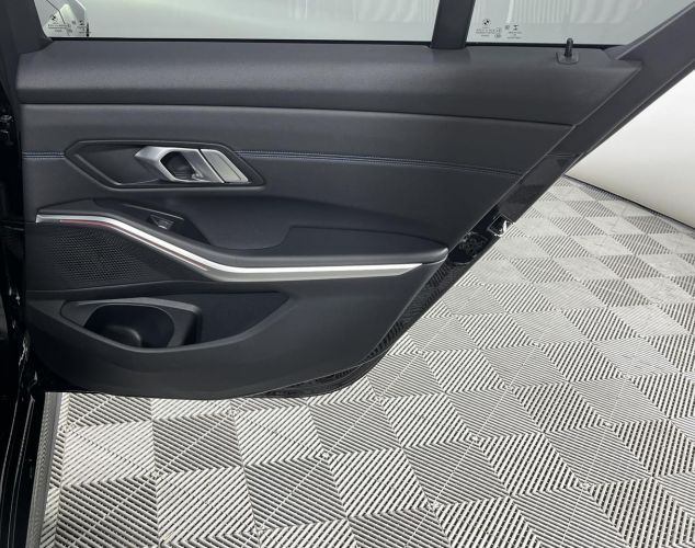 BMW 3 серия  