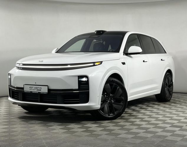 LiXiang (Li Auto) L7  