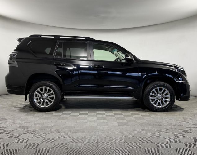 Toyota Land Cruiser Prado  Style