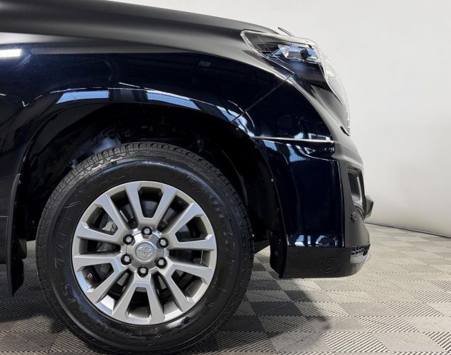 Toyota Land Cruiser Prado  Style