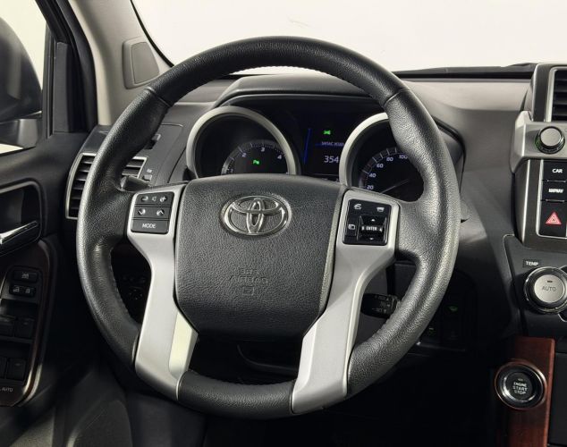 Toyota Land Cruiser Prado  Style