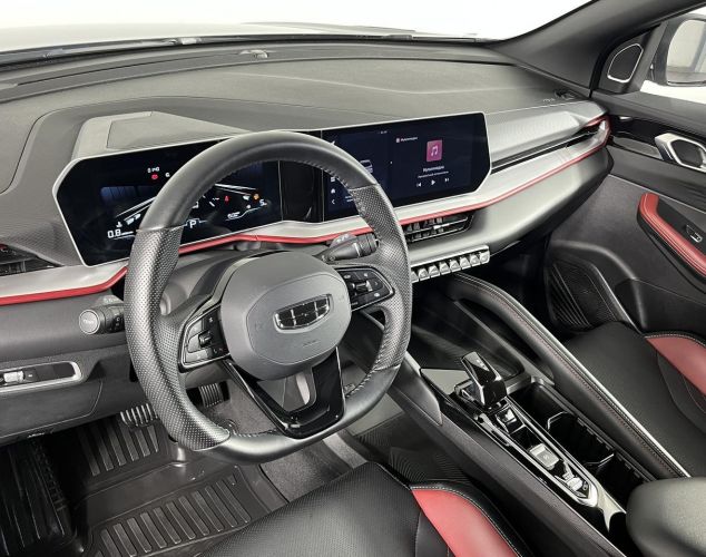 Geely Coolray  