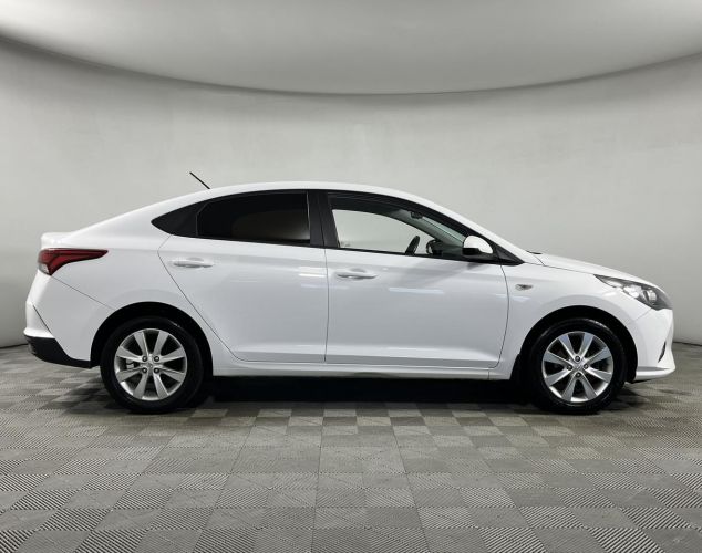 Hyundai Solaris  Comfort + Advanced