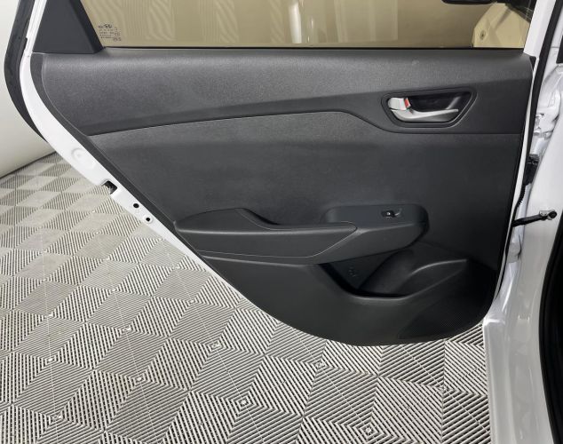 Hyundai Solaris  Comfort + Advanced