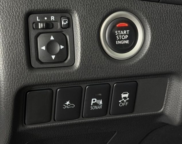 Mitsubishi Montero Sport  Base