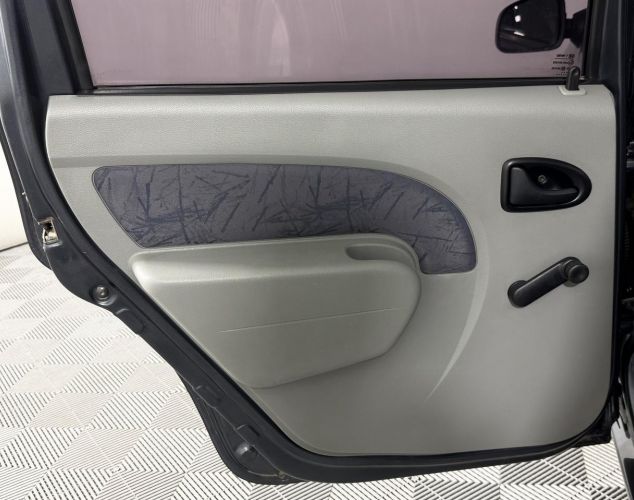 Renault Logan  Authentique