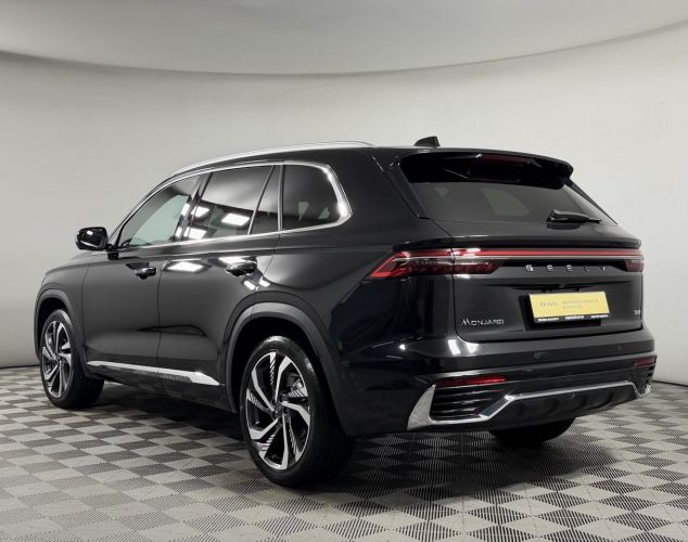 Geely Monjaro  Flagship 8AT