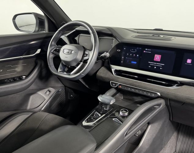 Geely Monjaro  Flagship 8AT