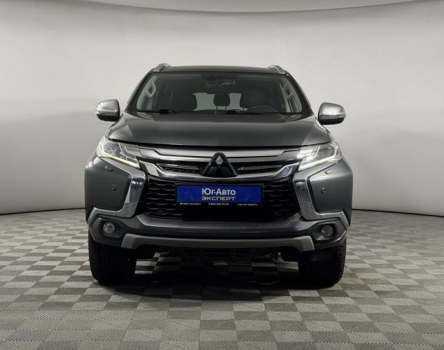 Mitsubishi Pajero Sport  Ultimate