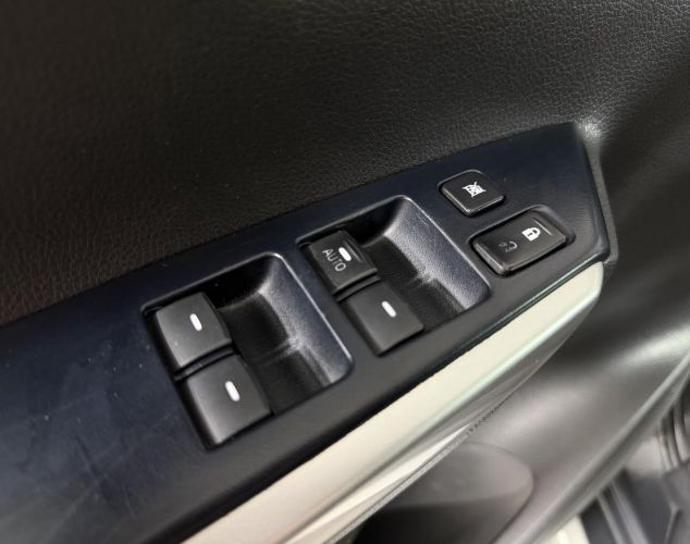 Mitsubishi Pajero Sport  Ultimate