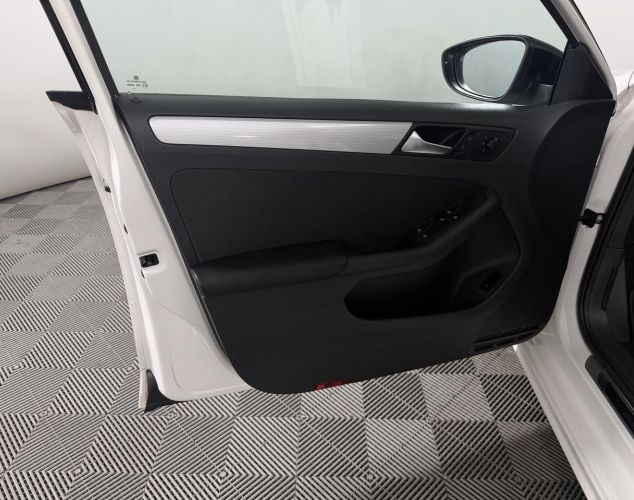 Volkswagen Jetta  Comfortline