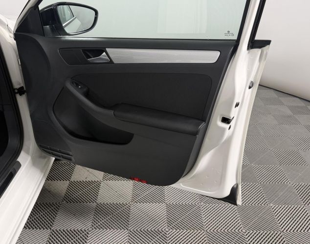 Volkswagen Jetta  Comfortline