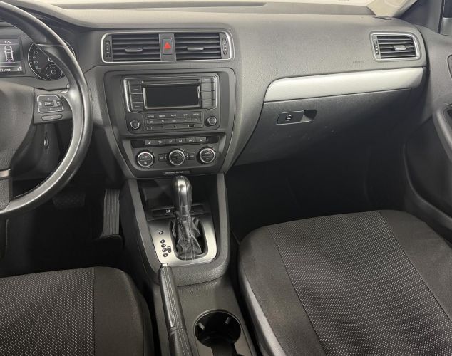Volkswagen Jetta  Comfortline