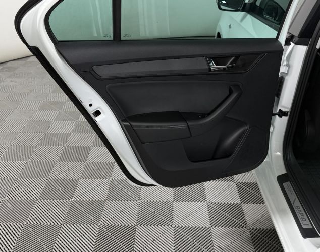 ŠKODA Rapid  Hockey Edition