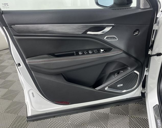 Geely Tugella  