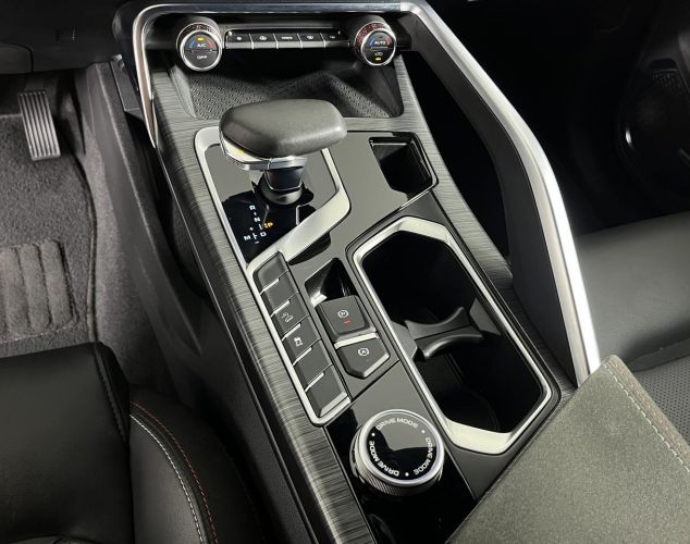 Geely Tugella  