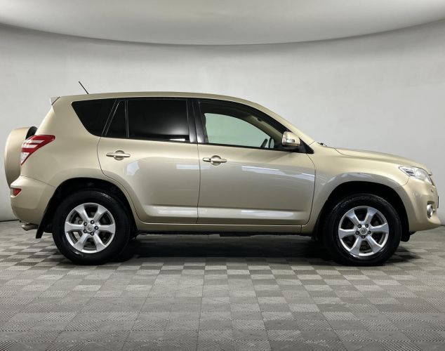 Toyota RAV4  Престиж