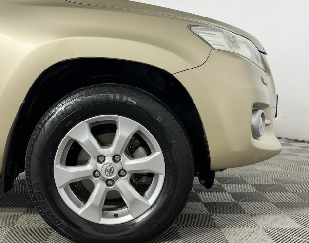 Toyota RAV4  Престиж