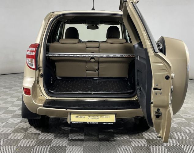 Toyota RAV4  Престиж