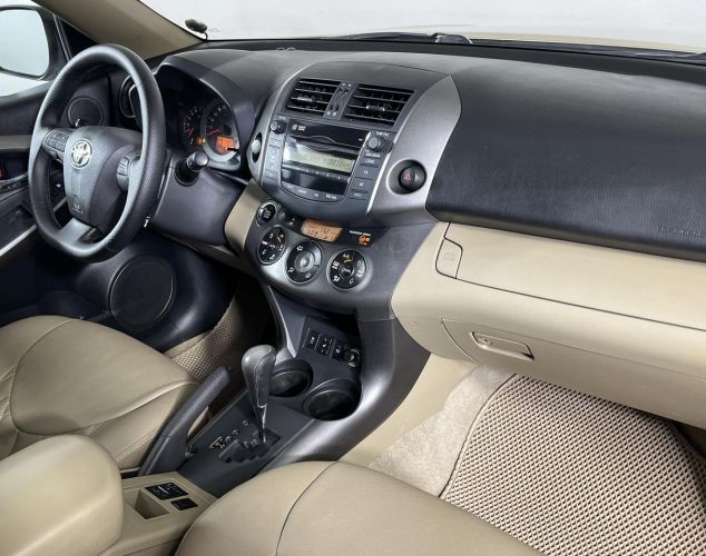 Toyota RAV4  Престиж