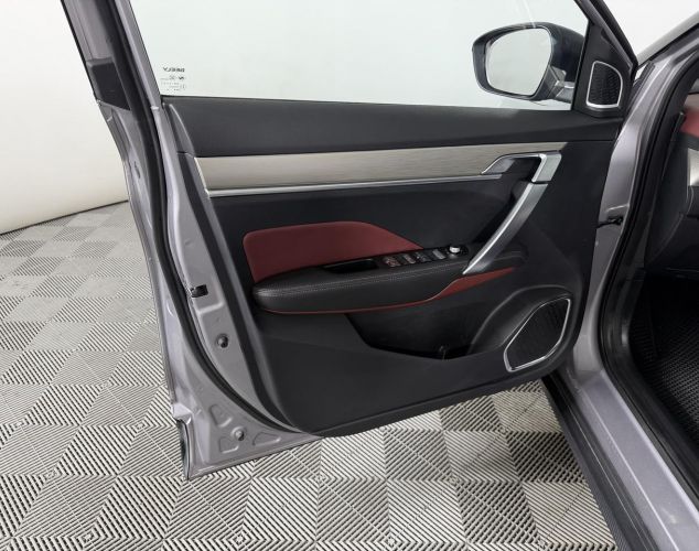 Geely Coolray  Нэйро / NERO