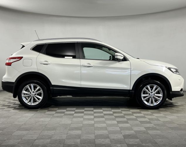 Nissan Qashqai  LE