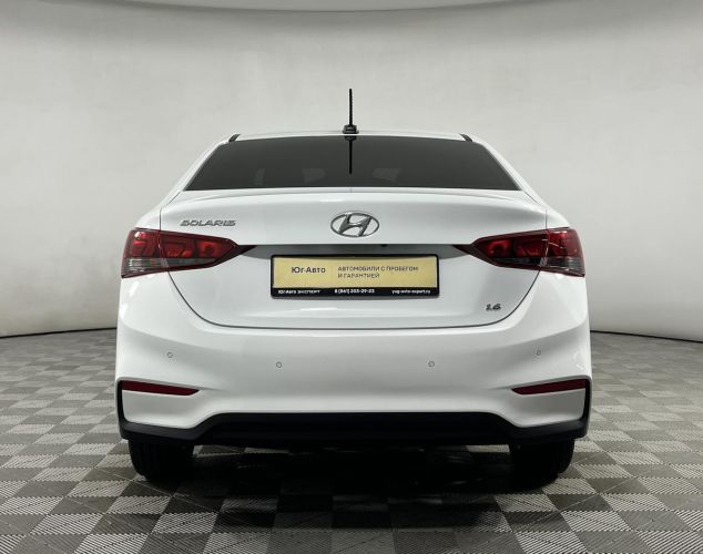 Hyundai Solaris  