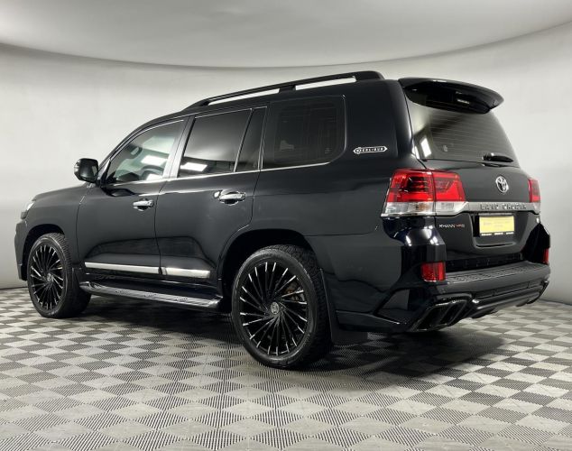 Toyota Land Cruiser  