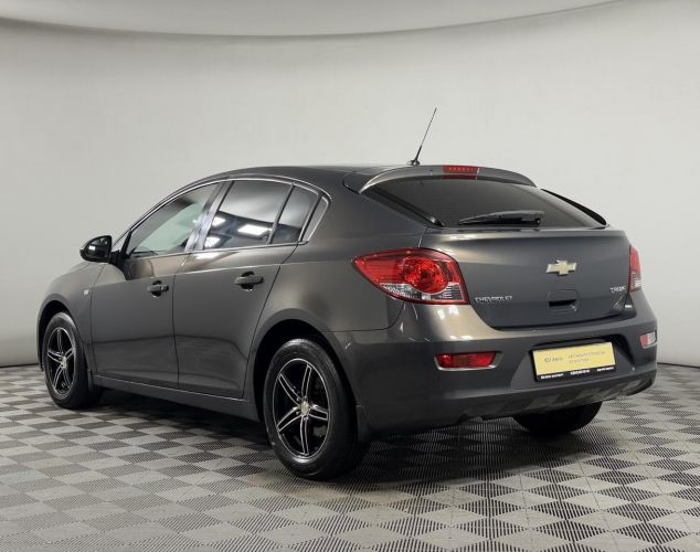 Chevrolet NAV Cruze  LT