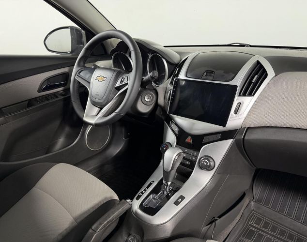 Chevrolet NAV Cruze  LT
