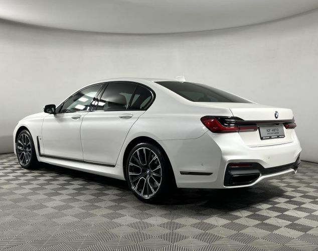 BMW 7 серия  