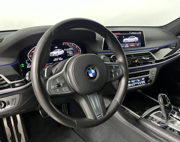 BMW 7 серия  