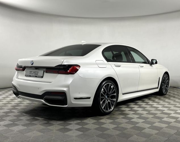 BMW 7 серия  