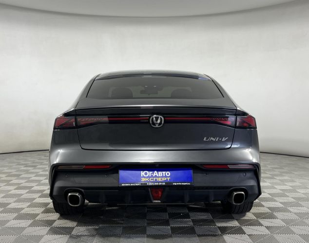 Changan UNI-V  